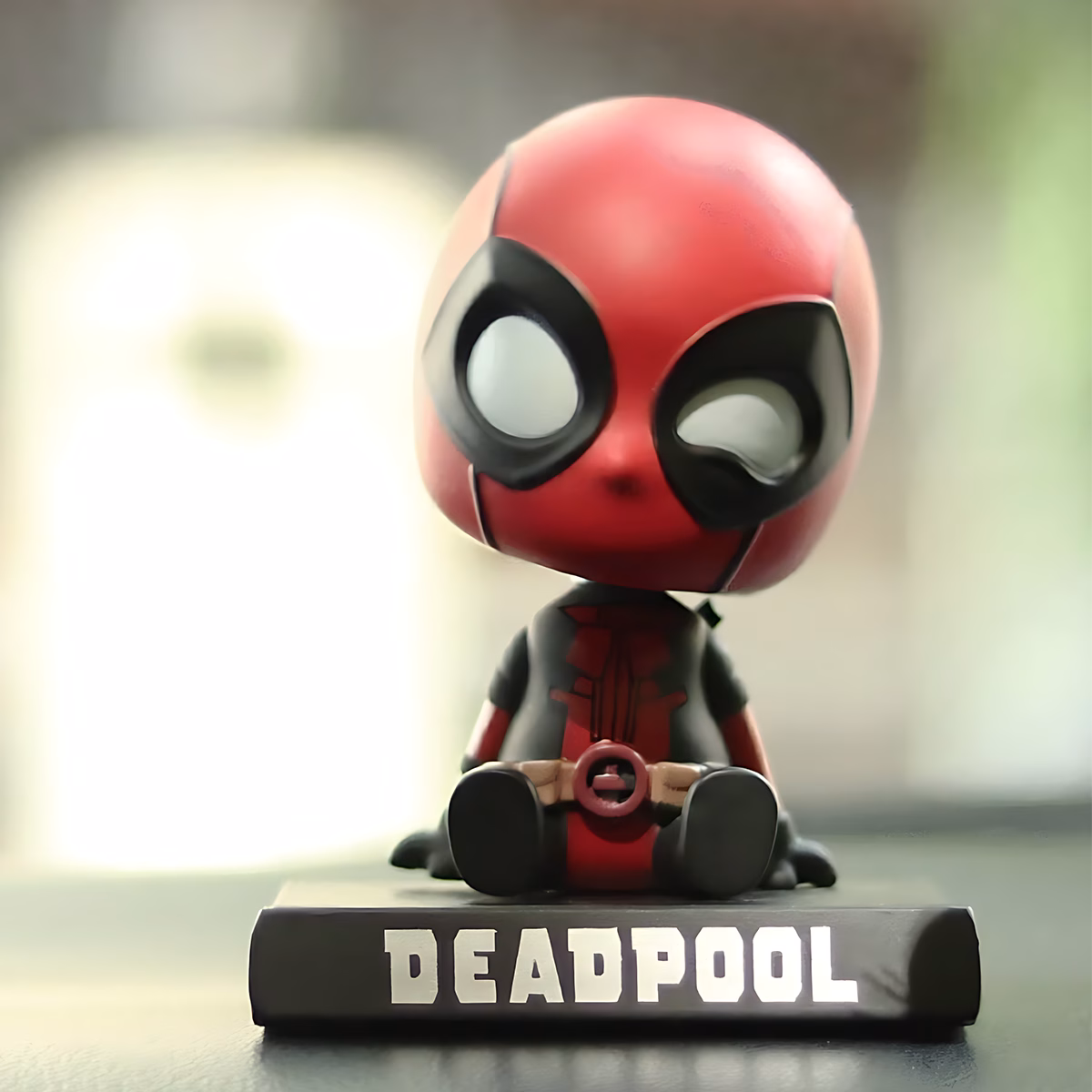 CT-deadpool-action-figure-and-phone-holder-5-creativeterminalxyz